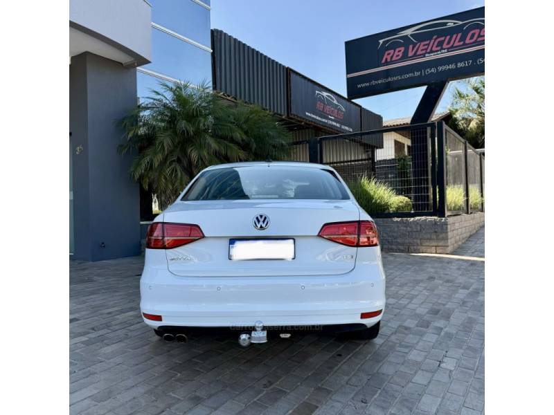 VOLKSWAGEN - JETTA - 2015/2015 - Branca - Sob Consulta
