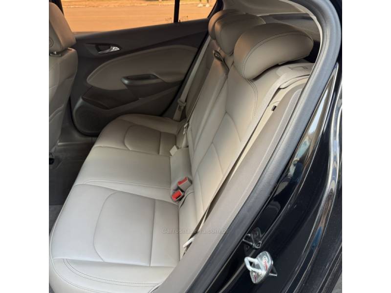 CHEVROLET - CRUZE - 2018/2019 - Preta - Sob Consulta