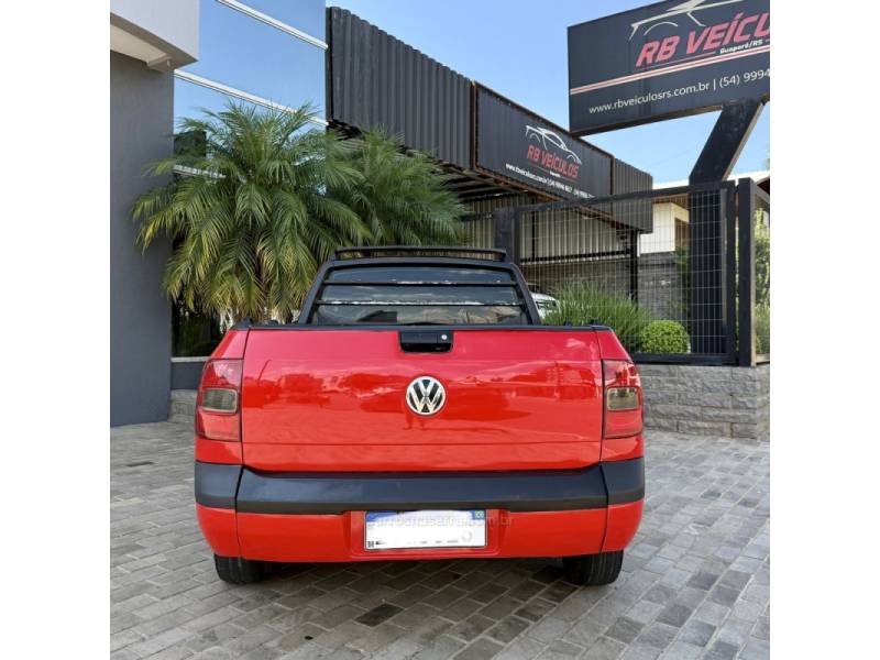 VOLKSWAGEN - SAVEIRO - 2012/2013 - Vermelha - Sob Consulta