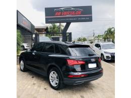 AUDI - Q5 - 2019/2019 - Preta - Sob Consulta