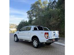 FORD - RANGER - 2015/2016 - Branca - Sob Consulta