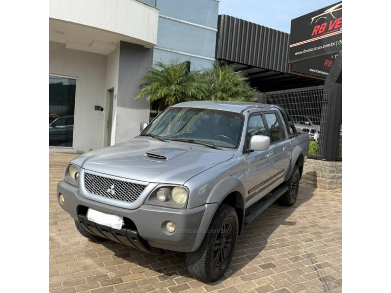 MITSUBISHI - L200 OUTDOOR - 2008/2008 - Prata - Sob Consulta