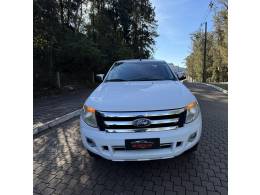 FORD - RANGER - 2015/2016 - Branca - Sob Consulta