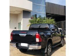 TOYOTA - HILUX - 2018/2018 - Preta - Sob Consulta