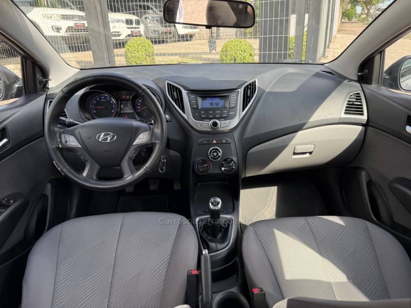 HYUNDAI - HB20S - 2015/2015 - Cinza - Sob Consulta