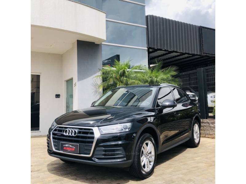 AUDI - Q5 - 2019/2019 - Preta - Sob Consulta