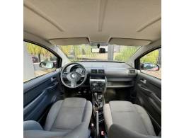 VOLKSWAGEN - FOX - 2009/2009 - Vermelha - Sob Consulta