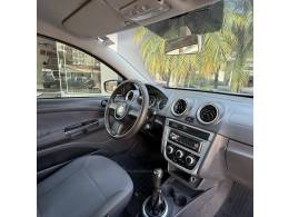 VOLKSWAGEN - SAVEIRO - 2012/2013 - Vermelha - Sob Consulta