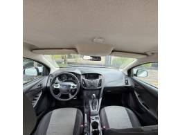FORD - FOCUS - 2015/2015 - Branca - Sob Consulta