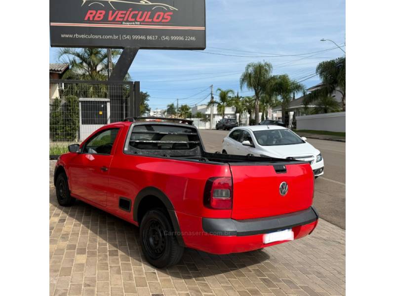 VOLKSWAGEN - SAVEIRO - 2012/2013 - Vermelha - Sob Consulta