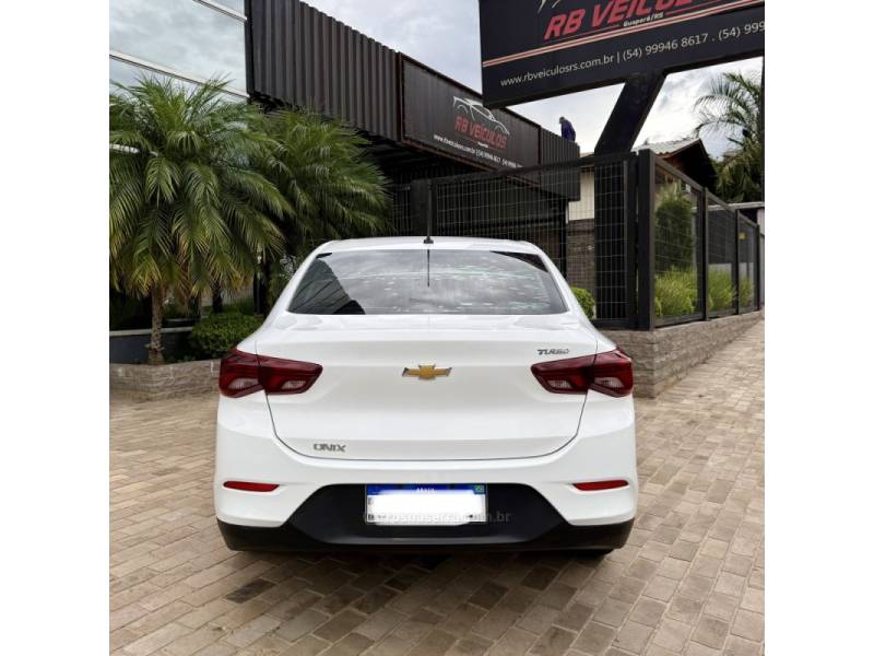 CHEVROLET - ONIX - 2021/2021 - Branca - Sob Consulta